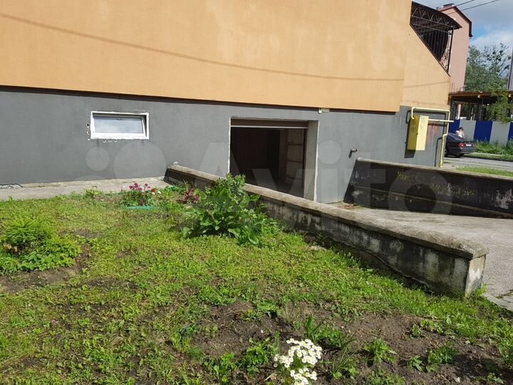 Машиноместо, 14 м²