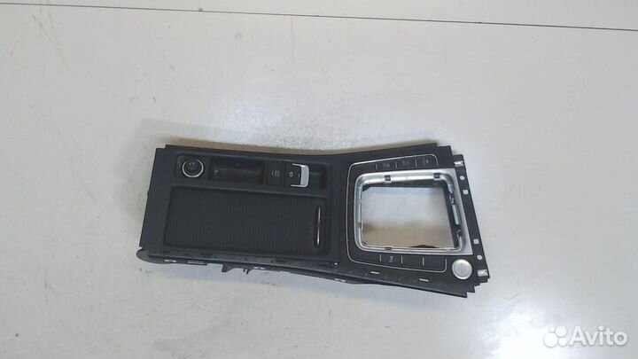 Консоль салона Volkswagen Golf 7, 2016