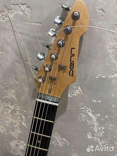 Denn Stratocaster Электрогитара