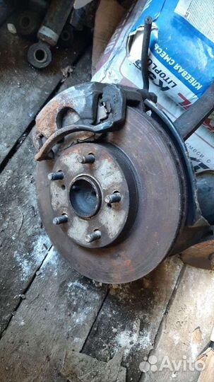 Передние ступицы тойота краун. марк2.креста