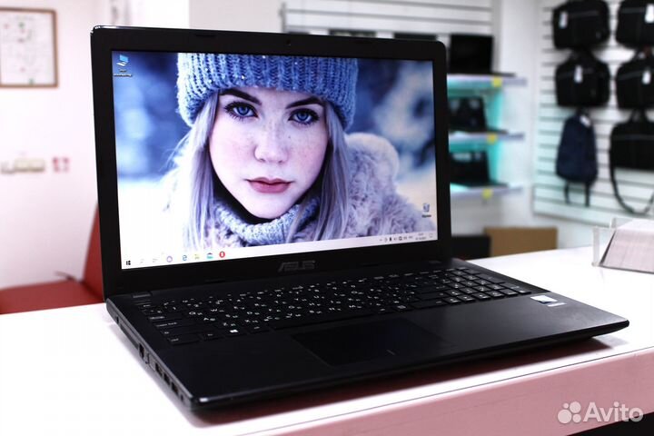 Ноутбук Asus X551