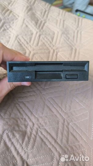 Floppy дисковод