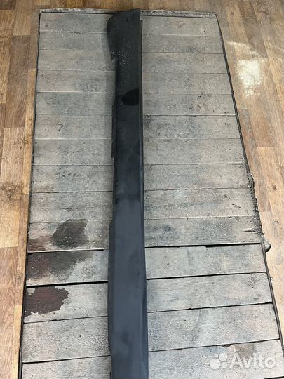 Накладка порога правая geely emgrand x7