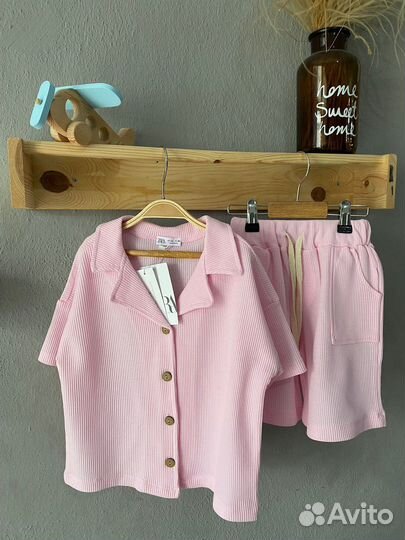 Комплект на девочку zara новый