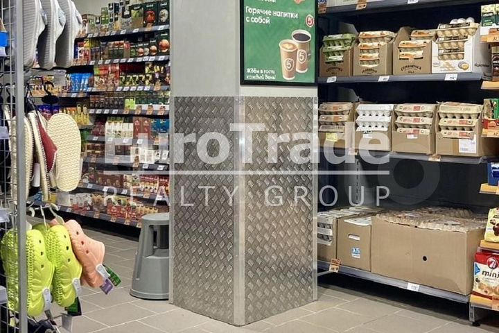 Продам торговое помещение, 631 м²