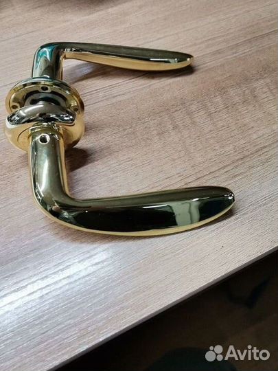 Ручка дверная