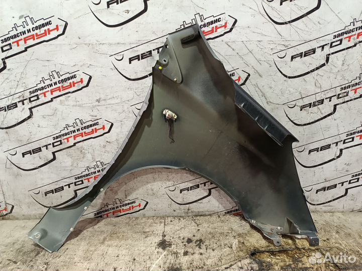 Крыло nissan note E11 NE11 ZE11 631011U630 переднее левое темно-серый, K21 KA9373