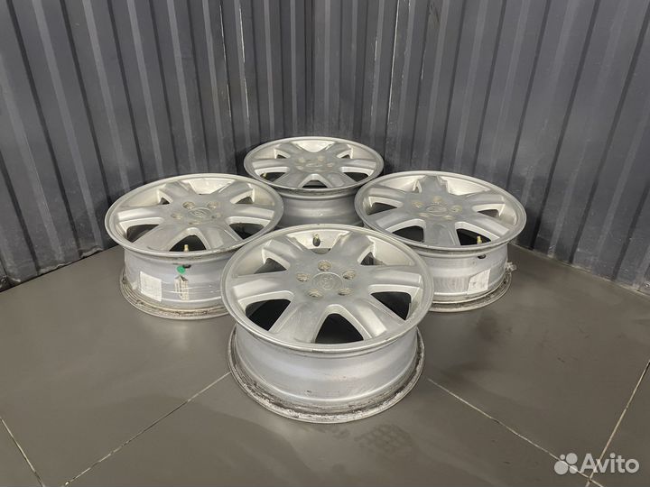 Литые диски на Subaru 5x100 R15