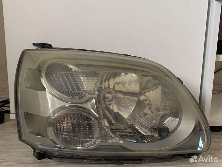 Правая фара Mitsubishi Galant 9 (рест)