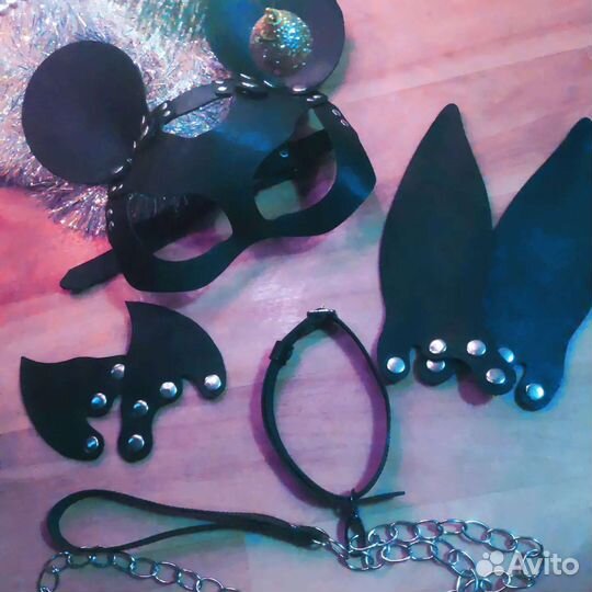 Маска кожаная