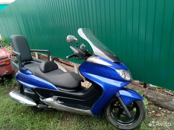 Кресло на yamaha majesty 250/400