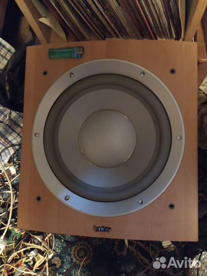 Сабвуфер 12 дюймов 500 ватт Infinity SW 12/230