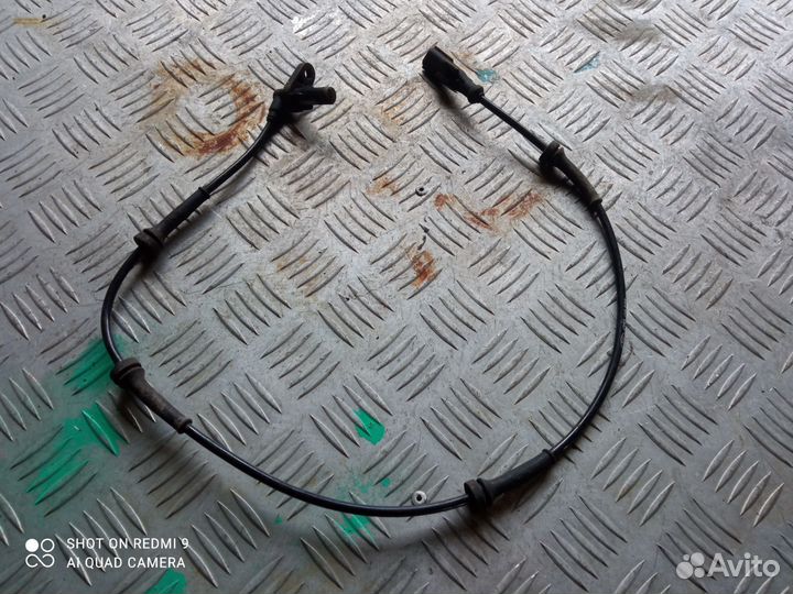 Датчик ABS задний Renault Duster