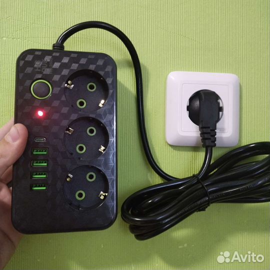 Сетевой фильтр 4 usb, 3 розетки