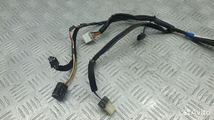 Проводка двери зад.пр Kia Sorento 1 BL 2003