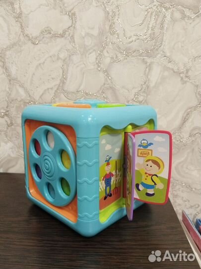 Бизикубик музыкальный