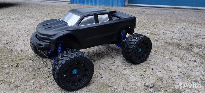 Traxxas x maxx 8s