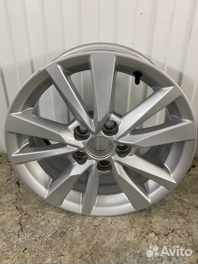 Продам диски toyota camry 70