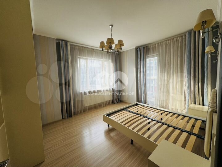 2-к. квартира, 52,4 м², 3/25 эт.