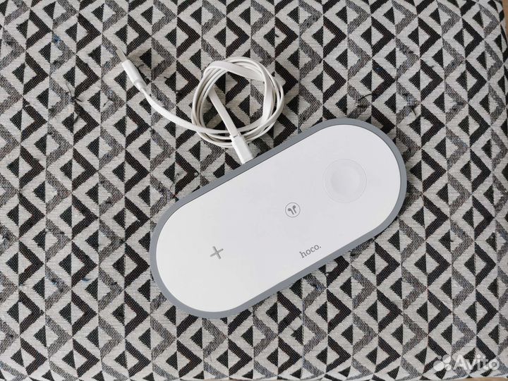 Беспроводная зарядка 3в1 Hoco 24W