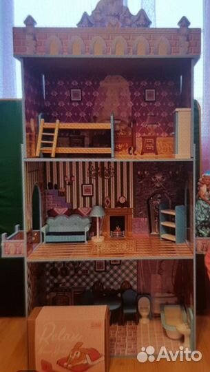 Кукольный домик с мебелью дерево высота 150см