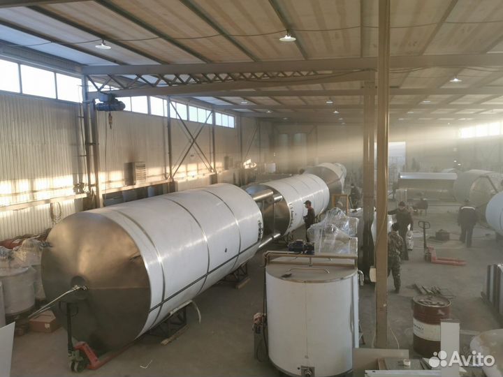 Цилиндро-конический танк цкт 2500 литров