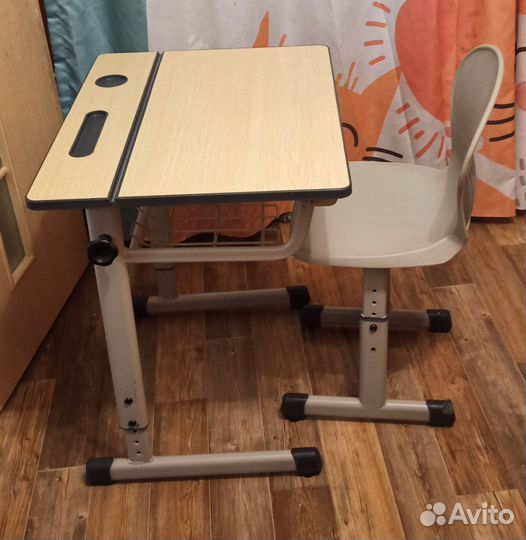 Растущая парта и стул