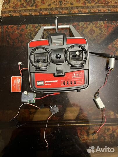 Пульт длЯ радиоуправляемых моделей