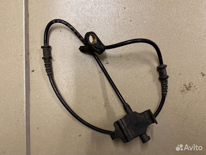 Датчик ABS Mercedes e-class w211