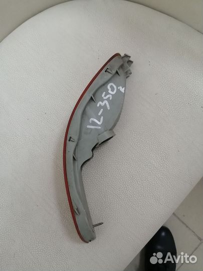 Повторитель в бампер правый Toyota Sprinter AE100