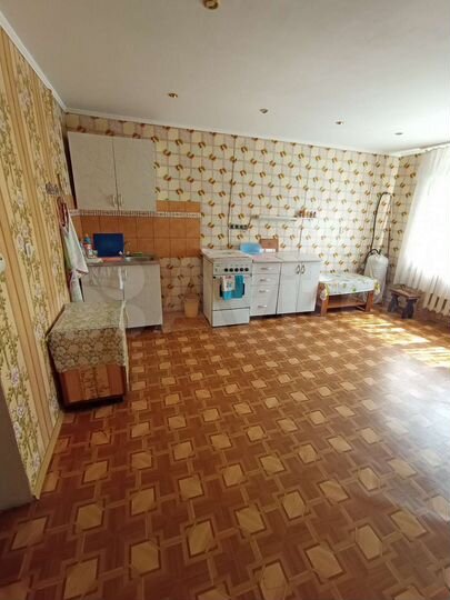 3-к. квартира, 71 м², 1/2 эт.
