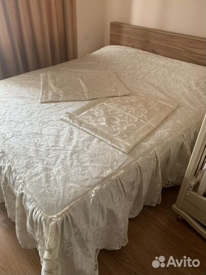 Покрывало на кровать