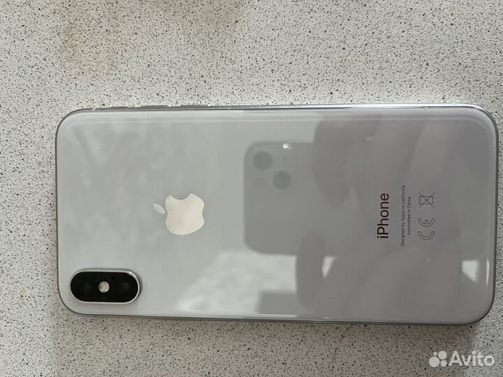 iPhone X, 64 ГБ