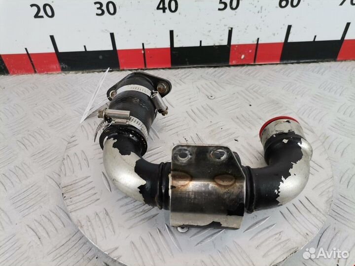 Патрубок интеркулера Nissan Almera Tino V10 рест