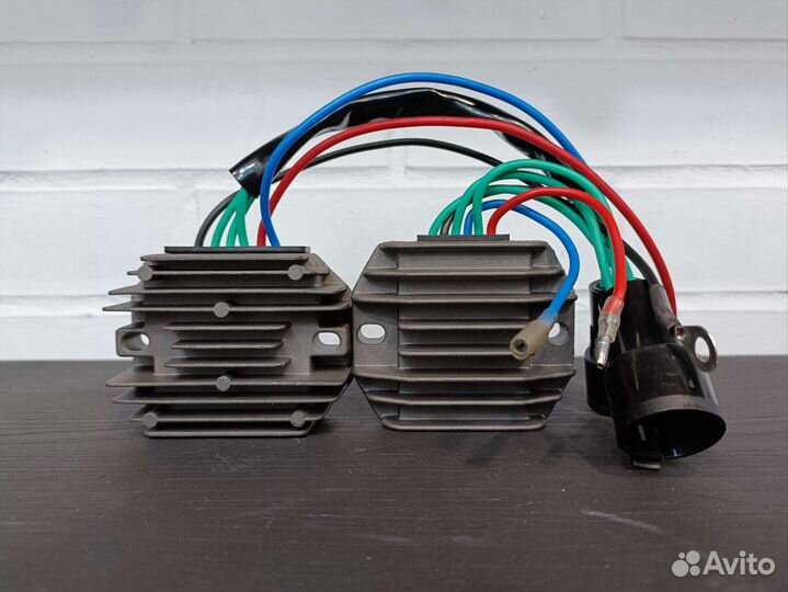 Реле зарядки регулятор лодочного Yamaha Mercury 4Т