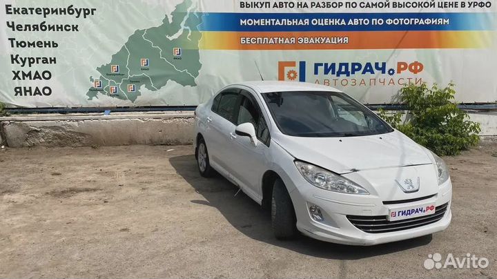 Кронштейн двигателя правый Peugeot 408 9655923080