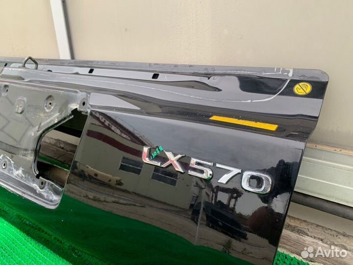 Дверь багажника Lexus Lx570