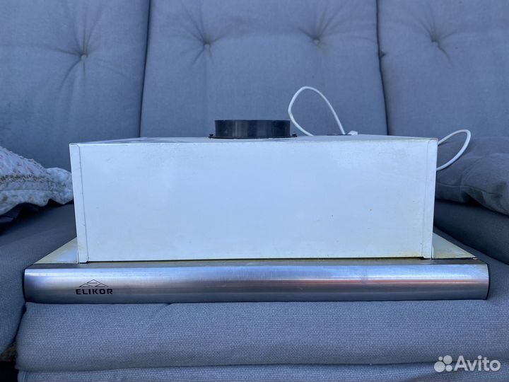 Вытяжка для кухни 60 см встраиваемая