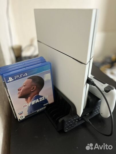 Игровая приставка ps4