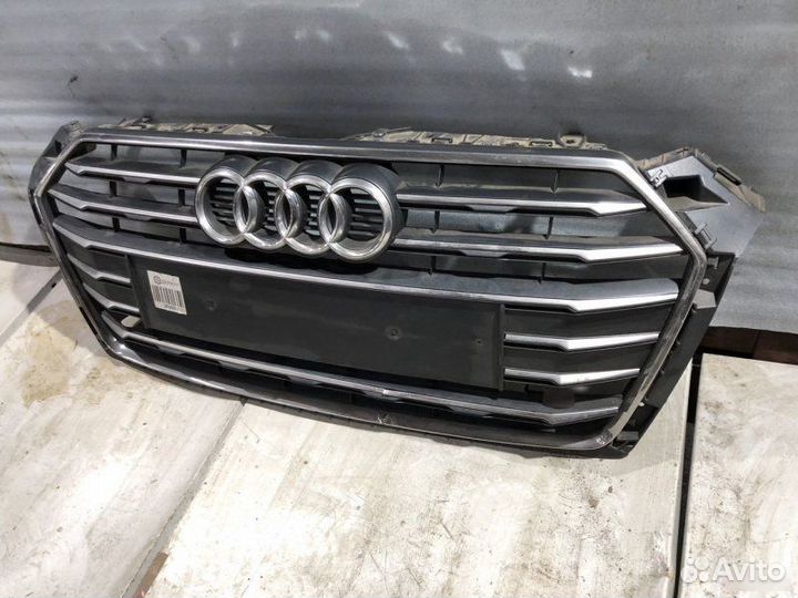 Решетка радиатора Audi A5
