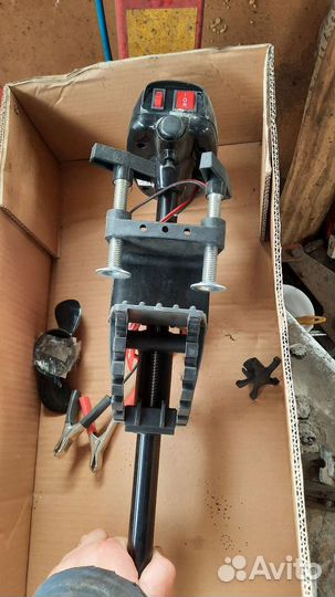 Лодочный электрический мотор