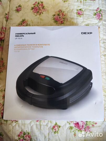 Электрическая вафельница новая