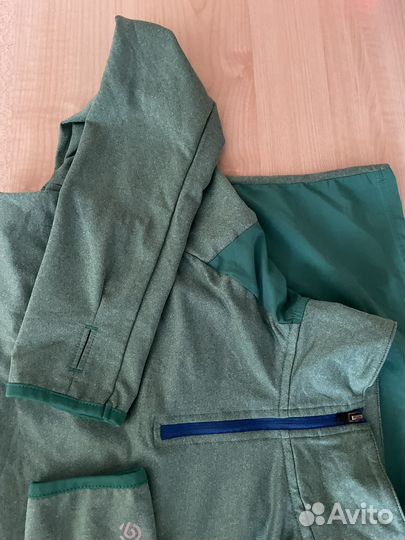 Спортивный лонгослив 