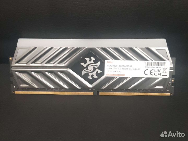 Озу adata XPG spectrix D41 RGB 16gb DDR4