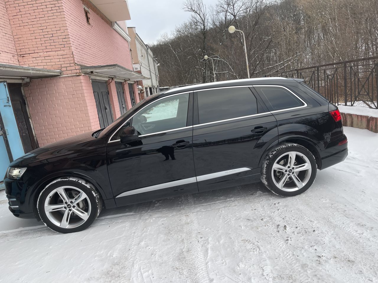 Audi Q7: фото владельца