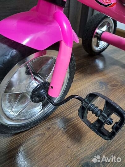 Детский трехколесный велосипед на запчасти