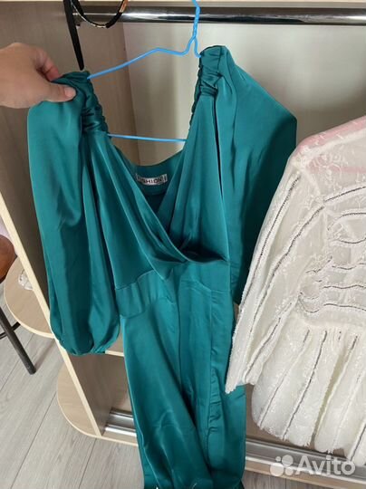 Продаю платья