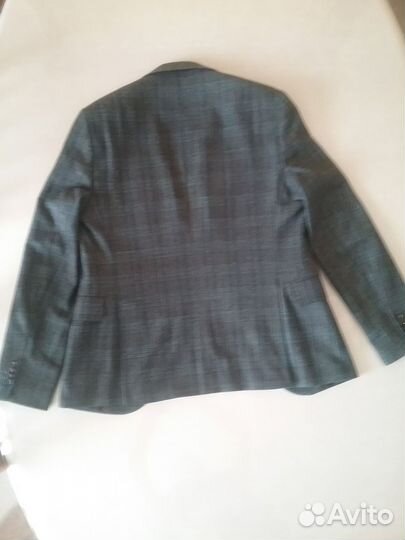 Мужской костюм тройка 46