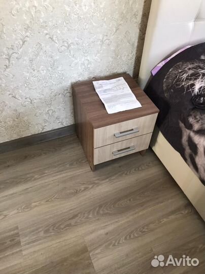 Тумба прикроватная