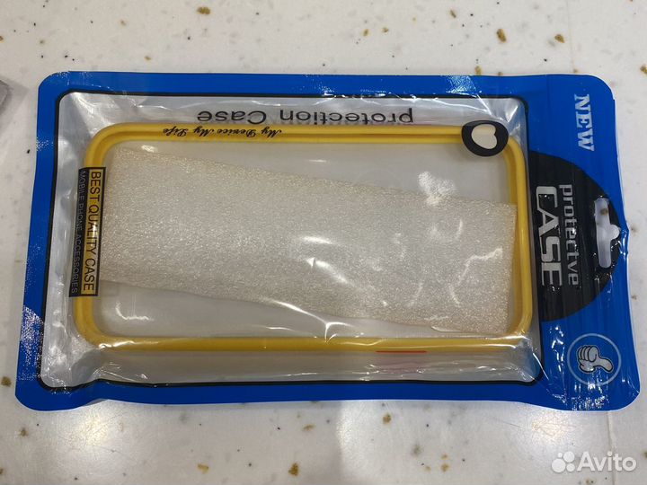 Чехол на iPhone 11
